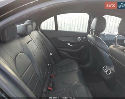 Черный Мерседес Ц-Класс, объемом двигателя 2 л и пробегом 166 тыс. км за 16000 $, фото 9 на Automoto.ua