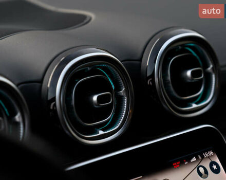 Чорний Мерседес Ц-Клас, об'ємом двигуна 2 л та пробігом 39 тис. км за 48000 $, фото 56 на Automoto.ua