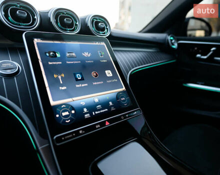 Чорний Мерседес Ц-Клас, об'ємом двигуна 2 л та пробігом 39 тис. км за 48000 $, фото 51 на Automoto.ua