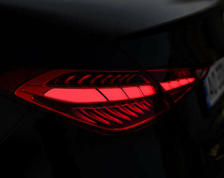 Чорний Мерседес Ц-Клас, об'ємом двигуна 2 л та пробігом 39 тис. км за 48000 $, фото 24 на Automoto.ua