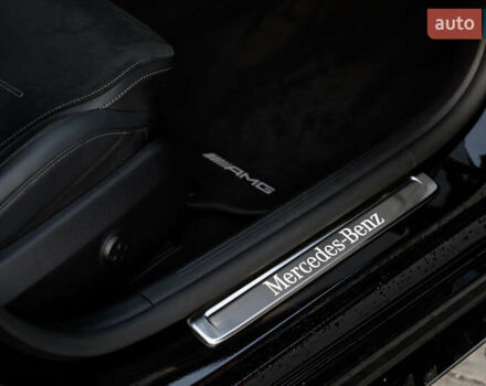 Чорний Мерседес Ц-Клас, об'ємом двигуна 2 л та пробігом 39 тис. км за 48000 $, фото 58 на Automoto.ua