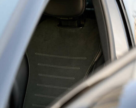 Чорний Мерседес Ц-Клас, об'ємом двигуна 2 л та пробігом 39 тис. км за 48000 $, фото 44 на Automoto.ua