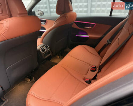 Черный Мерседес Ц-Класс, объемом двигателя 1.5 л и пробегом 13 тыс. км за 50900 $, фото 11 на Automoto.ua