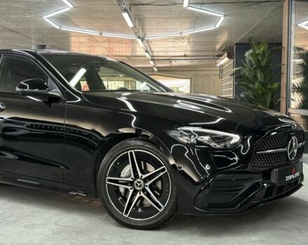 Черный Мерседес Ц-Класс, объемом двигателя 1.5 л и пробегом 14 тыс. км за 56000 $, фото 3 на Automoto.ua