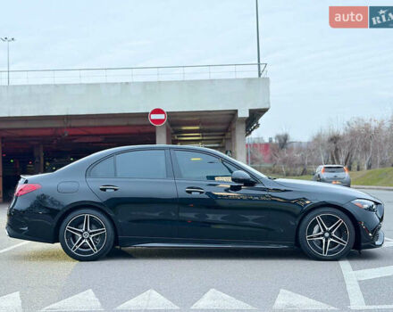 Чорний Мерседес Ц-Клас, об'ємом двигуна 2 л та пробігом 24 тис. км за 48800 $, фото 3 на Automoto.ua