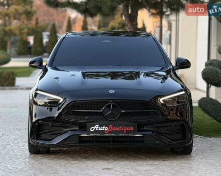 Чорний Мерседес Ц-Клас, об'ємом двигуна 2 л та пробігом 6 тис. км за 79900 $, фото 2 на Automoto.ua