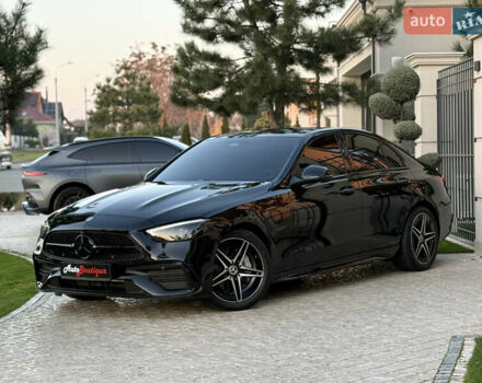 Чорний Мерседес Ц-Клас, об'ємом двигуна 2 л та пробігом 6 тис. км за 79900 $, фото 7 на Automoto.ua