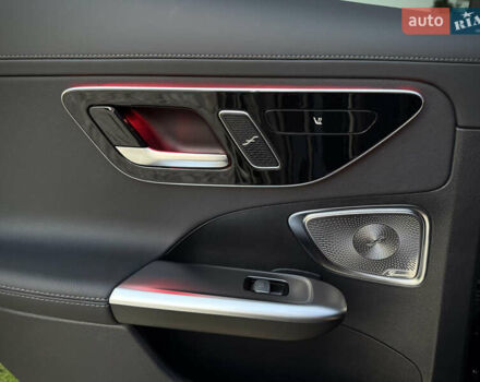 Чорний Мерседес Ц-Клас, об'ємом двигуна 2 л та пробігом 6 тис. км за 79900 $, фото 37 на Automoto.ua