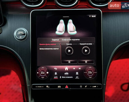 Чорний Мерседес Ц-Клас, об'ємом двигуна 2 л та пробігом 6 тис. км за 79900 $, фото 52 на Automoto.ua