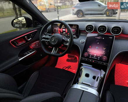 Чорний Мерседес Ц-Клас, об'ємом двигуна 2 л та пробігом 6 тис. км за 79900 $, фото 39 на Automoto.ua