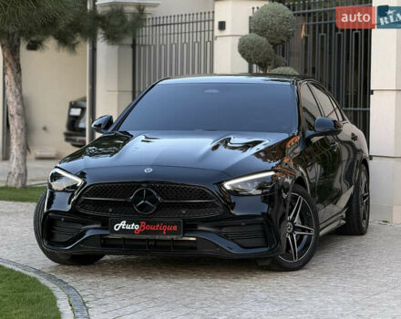 Чорний Мерседес Ц-Клас, об'ємом двигуна 2 л та пробігом 6 тис. км за 79900 $, фото 4 на Automoto.ua