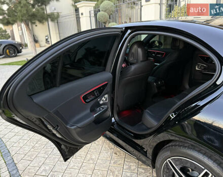 Чорний Мерседес Ц-Клас, об'ємом двигуна 2 л та пробігом 6 тис. км за 79900 $, фото 35 на Automoto.ua