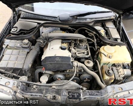 Чорний Мерседес Ц-Клас, об'ємом двигуна 2 л та пробігом 431 тис. км за 3000 $, фото 6 на Automoto.ua