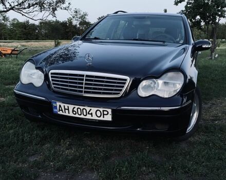 Чорний Мерседес Ц-Клас, об'ємом двигуна 2.1 л та пробігом 400 тис. км за 3300 $, фото 2 на Automoto.ua