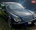 Черный Мерседес Ц-Класс, объемом двигателя 2.69 л и пробегом 370 тыс. км за 3500 $, фото 3 на Automoto.ua