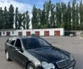 Черный Мерседес Ц-Класс, объемом двигателя 2 л и пробегом 300 тыс. км за 3499 $, фото 1 на Automoto.ua