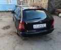 Черный Мерседес Ц-Класс, объемом двигателя 1.8 л и пробегом 348 тыс. км за 4300 $, фото 5 на Automoto.ua