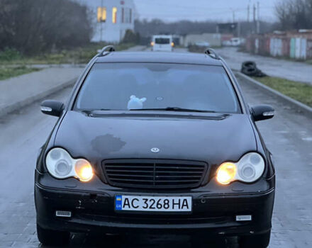 Чорний Мерседес Ц-Клас, об'ємом двигуна 2.69 л та пробігом 360 тис. км за 3750 $, фото 6 на Automoto.ua