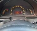 Мерседес Ц-Класс 2002 в Сумах на Automoto.ua Черный Мерседес Ц-Класс, объемом двигателя 2.15 л и пробегом 357 тыс. км за 6499 $, фото 11 на Automoto.ua