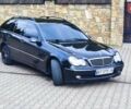 Черный Мерседес Ц-Класс, объемом двигателя 2.15 л и пробегом 415 тыс. км за 4100 $, фото 18 на Automoto.ua
