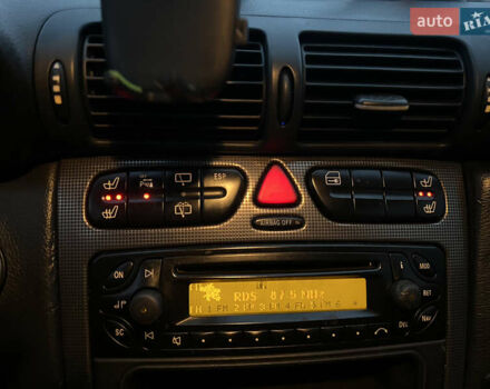 Чорний Мерседес Ц-Клас, об'ємом двигуна 2.69 л та пробігом 360 тис. км за 3750 $, фото 23 на Automoto.ua