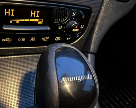 Чорний Мерседес Ц-Клас, об'ємом двигуна 2.69 л та пробігом 360 тис. км за 3750 $, фото 18 на Automoto.ua