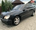 Черный Мерседес Ц-Класс, объемом двигателя 2.15 л и пробегом 417 тыс. км за 4200 $, фото 1 на Automoto.ua