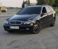 Чорний Мерседес Ц-Клас, об'ємом двигуна 2.1 л та пробігом 333 тис. км за 3200 $, фото 1 на Automoto.ua