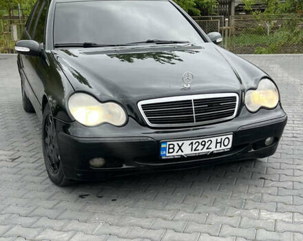 Чорний Мерседес Ц-Клас, об'ємом двигуна 2.15 л та пробігом 352 тис. км за 3999 $, фото 4 на Automoto.ua