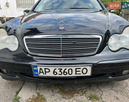Чорний Мерседес Ц-Клас, об'ємом двигуна 2.2 л та пробігом 399 тис. км за 3000 $, фото 7 на Automoto.ua