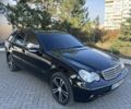 Чорний Мерседес Ц-Клас, об'ємом двигуна 2.1 л та пробігом 253 тис. км за 6500 $, фото 1 на Automoto.ua