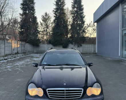 Чорний Мерседес Ц-Клас, об'ємом двигуна 2.15 л та пробігом 380 тис. км за 2950 $, фото 1 на Automoto.ua