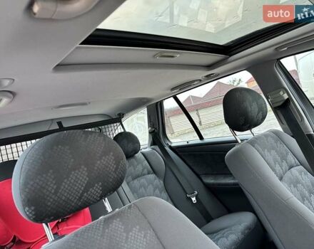 Черный Мерседес Ц-Класс, объемом двигателя 1.8 л и пробегом 385 тыс. км за 3950 $, фото 18 на Automoto.ua