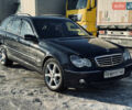 Черный Мерседес Ц-Класс, объемом двигателя 2.2 л и пробегом 320 тыс. км за 4700 $, фото 1 на Automoto.ua