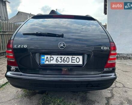 Чорний Мерседес Ц-Клас, об'ємом двигуна 2.2 л та пробігом 399 тис. км за 3000 $, фото 8 на Automoto.ua
