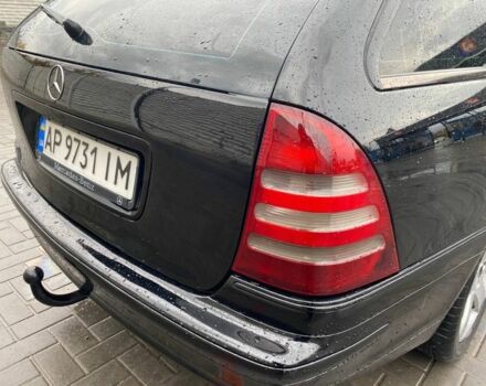 Черный Мерседес Ц-Класс, объемом двигателя 2.7 л и пробегом 300 тыс. км за 5300 $, фото 5 на Automoto.ua