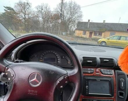 Чорний Мерседес Ц-Клас, об'ємом двигуна 2.2 л та пробігом 200 тис. км за 4200 $, фото 13 на Automoto.ua