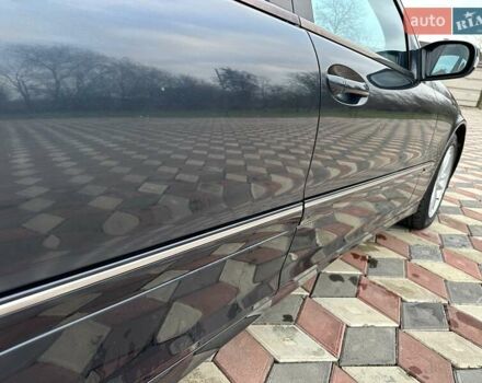 Черный Мерседес Ц-Класс, объемом двигателя 1.8 л и пробегом 385 тыс. км за 3950 $, фото 17 на Automoto.ua