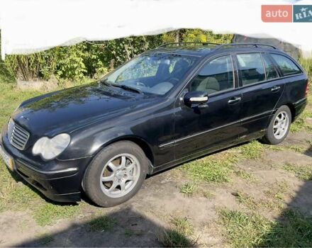 Чорний Мерседес Ц-Клас, об'ємом двигуна 1.8 л та пробігом 202 тис. км за 2828 $, фото 1 на Automoto.ua