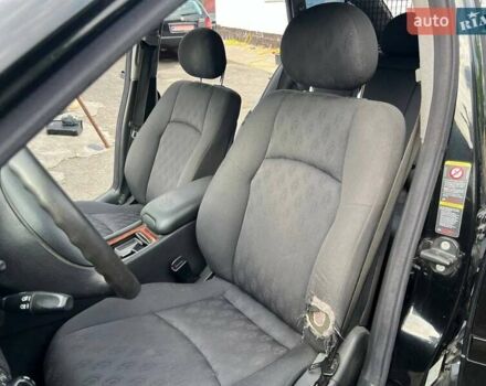 Чорний Мерседес Ц-Клас, об'ємом двигуна 2.2 л та пробігом 399 тис. км за 3000 $, фото 14 на Automoto.ua