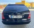 Чорний Мерседес Ц-Клас, об'ємом двигуна 2.1 л та пробігом 253 тис. км за 6500 $, фото 5 на Automoto.ua