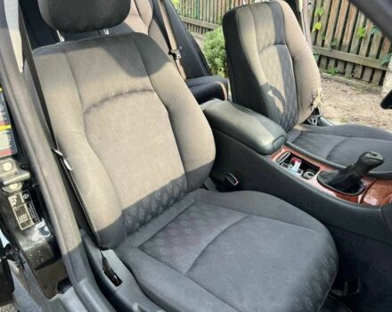 Черный Мерседес Ц-Класс, объемом двигателя 2.1 л и пробегом 399 тыс. км за 3750 $, фото 14 на Automoto.ua