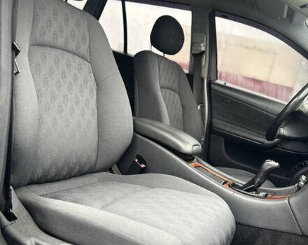 Черный Мерседес Ц-Класс, объемом двигателя 1.8 л и пробегом 165 тыс. км за 3999 $, фото 10 на Automoto.ua