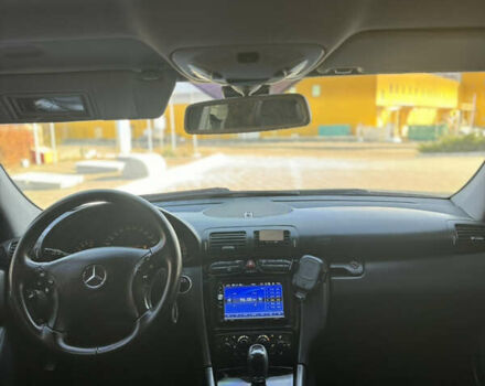 Чорний Мерседес Ц-Клас, об'ємом двигуна 2.15 л та пробігом 253 тис. км за 6500 $, фото 9 на Automoto.ua