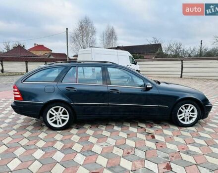 Черный Мерседес Ц-Класс, объемом двигателя 1.8 л и пробегом 385 тыс. км за 3950 $, фото 9 на Automoto.ua