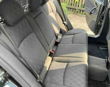 Черный Мерседес Ц-Класс, объемом двигателя 2.1 л и пробегом 399 тыс. км за 3750 $, фото 16 на Automoto.ua