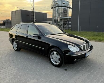 Чорний Мерседес Ц-Клас, об'ємом двигуна 0 л та пробігом 300 тис. км за 5000 $, фото 1 на Automoto.ua