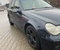 Чорний Мерседес Ц-Клас, об'ємом двигуна 2.2 л та пробігом 200 тис. км за 4200 $, фото 7 на Automoto.ua