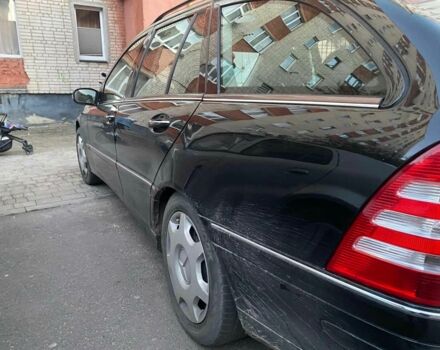 Черный Мерседес Ц-Класс, объемом двигателя 1.8 л и пробегом 244 тыс. км за 7000 $, фото 8 на Automoto.ua