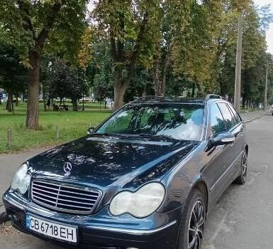 Чорний Мерседес Ц-Клас, об'ємом двигуна 1.8 л та пробігом 216 тис. км за 5300 $, фото 3 на Automoto.ua
